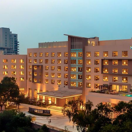 ไฮแอท เพลซ เกอร์กัน อุดย็อค วิหาร์ Hotel คูร์เคาน์ ภายนอก รูปภาพ The Park, New Delhi