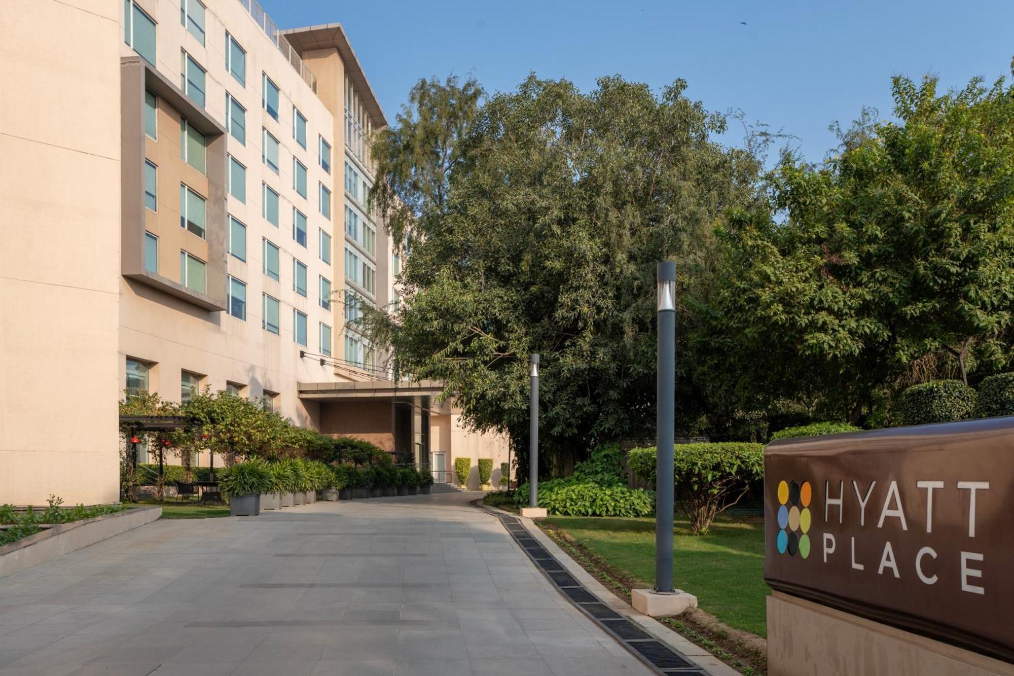 ไฮแอท เพลซ เกอร์กัน อุดย็อค วิหาร์ Hotel คูร์เคาน์ ภายนอก รูปภาพ Hyatt Place San Antonio